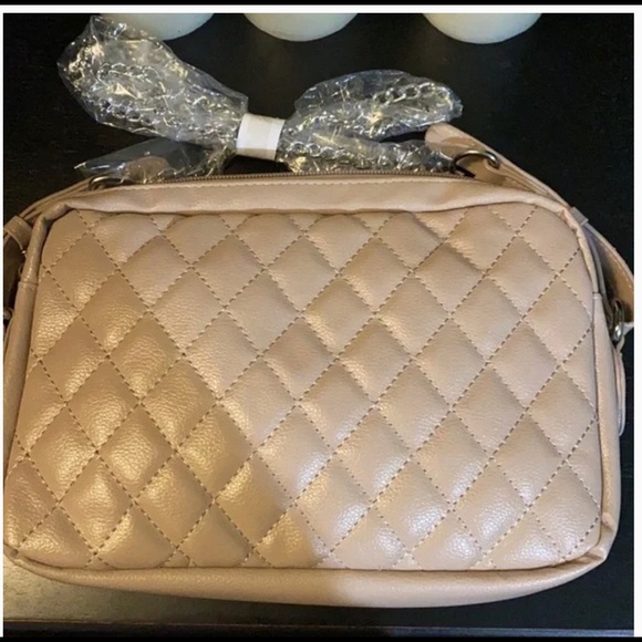 Cute Handbag/Crossbody Bag. - Picture 3 of 4